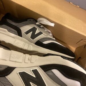 New Balance 997